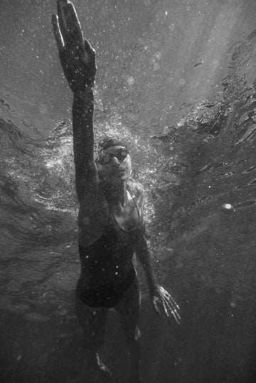 Can You Lose Weight With Swimming? A Complete Guide to Burning Fat in the Water - WALLIEN