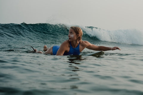 Mastering Duck Diving: Essential Tips for Surfers