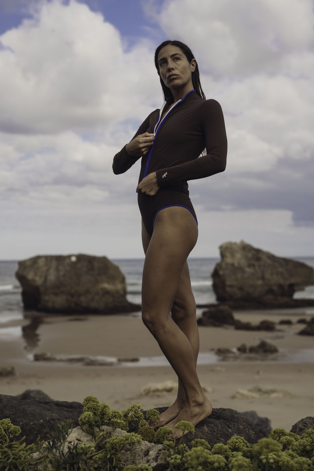 Rash Guard With Zip ― Coffee / Blue